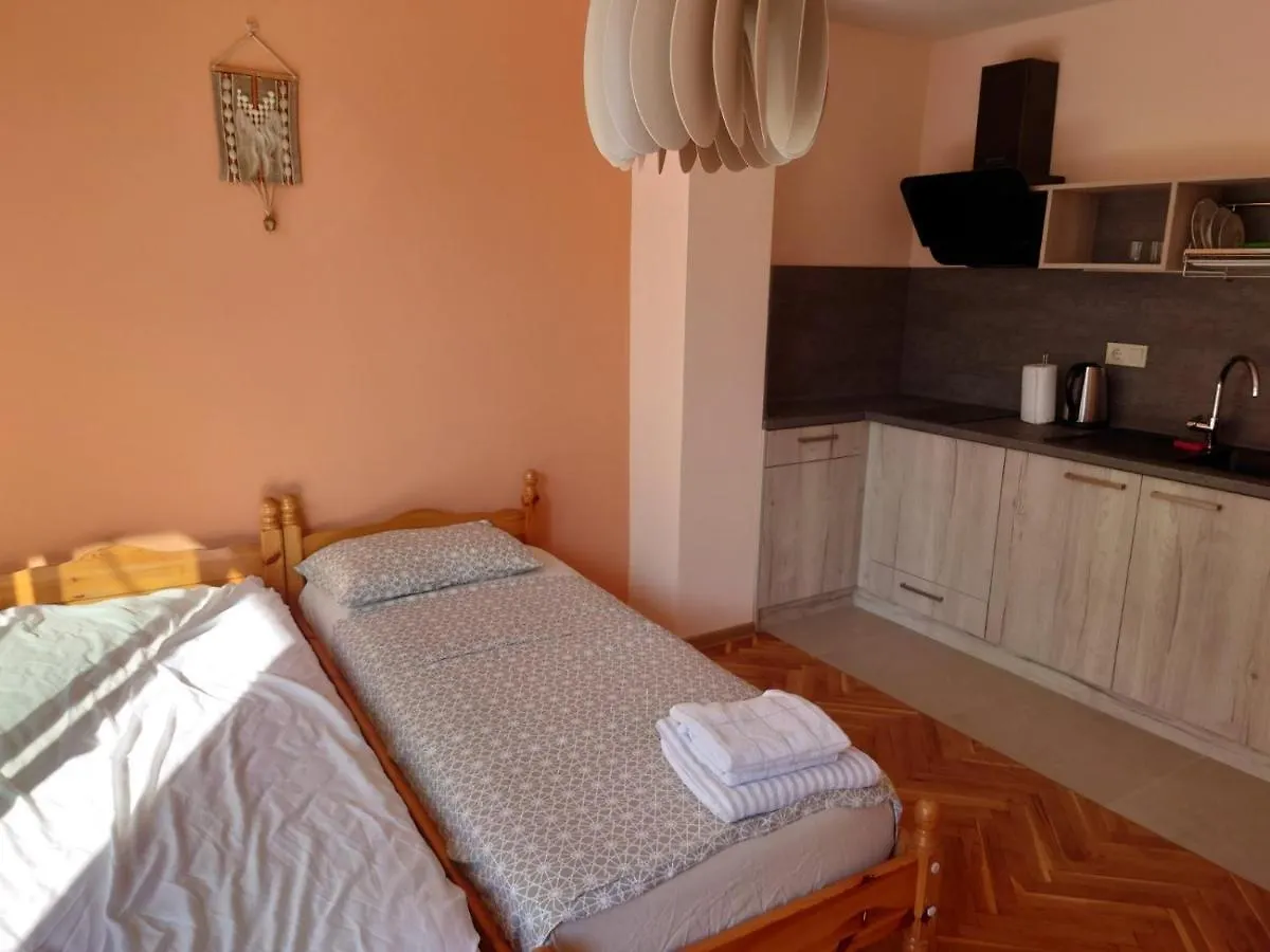 Yanov'S Apartments Varna